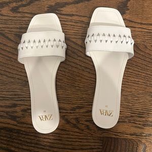 Zara slides